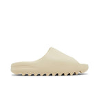 Yeezy Slide Bone (2022/2023 Restock) – boční pohled | Purekickz