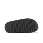 Yeezy Slide Dark Onyx – zadní pohled | Purekickz