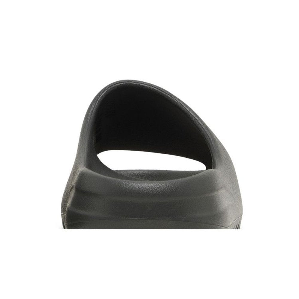 Yeezy Slide Dark Onyx – detail materiálu | Purekickz