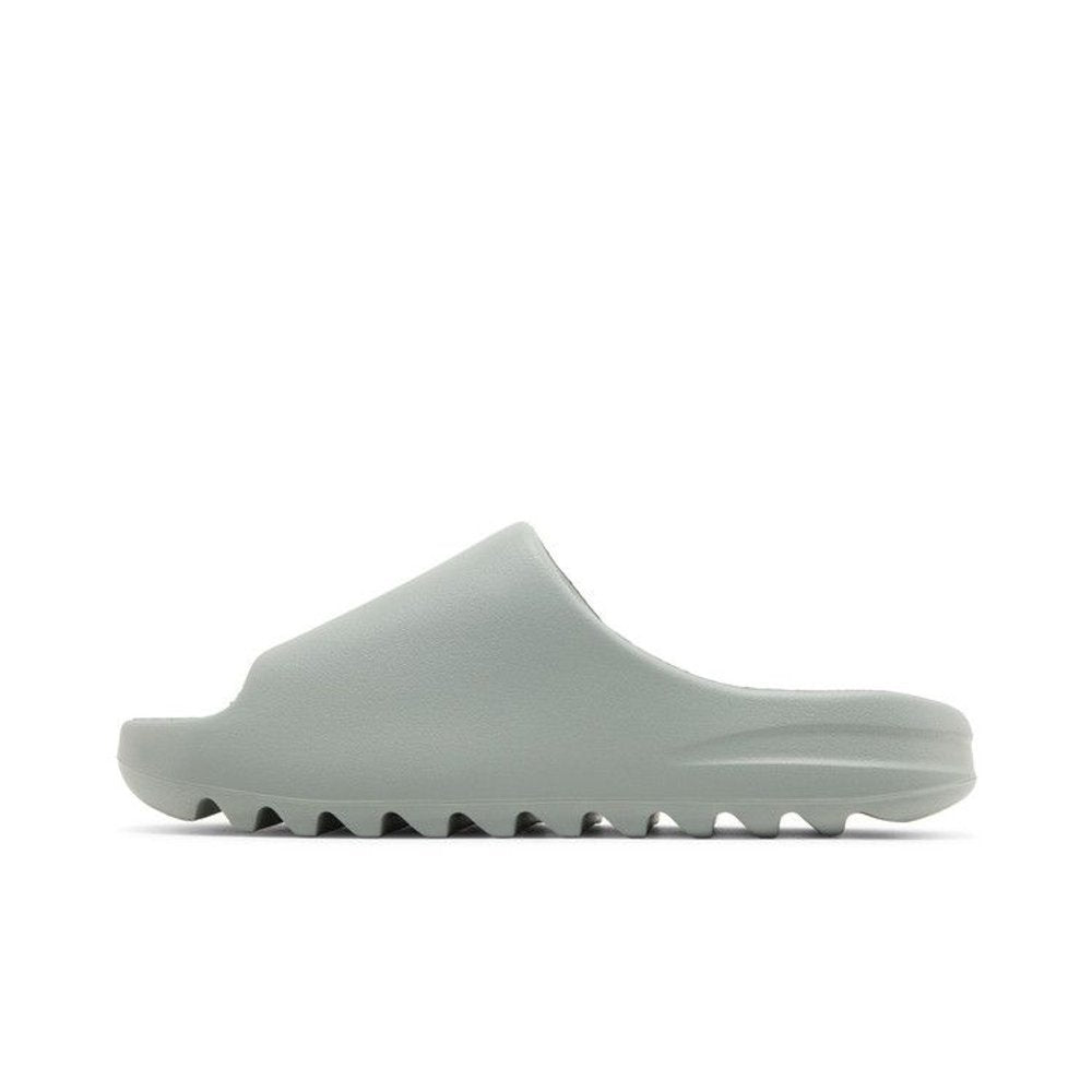 Yeezy Slide Salt – hlavní pohled | Purekickz