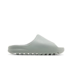 Yeezy Slide Salt – boční pohled | Purekickz