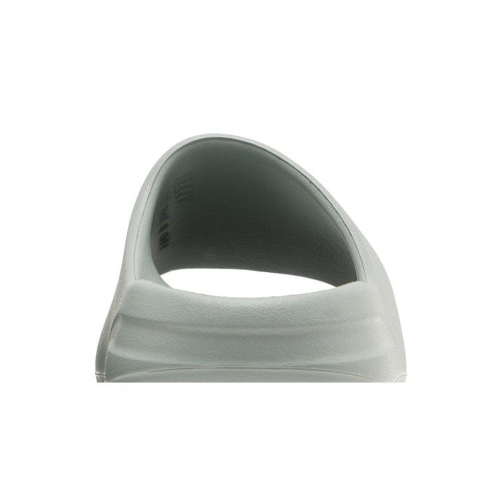 Yeezy Slide Salt – detail materiálu | Purekickz