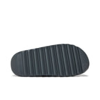 Yeezy Slide Slate Grey – zadní pohled | Purekickz