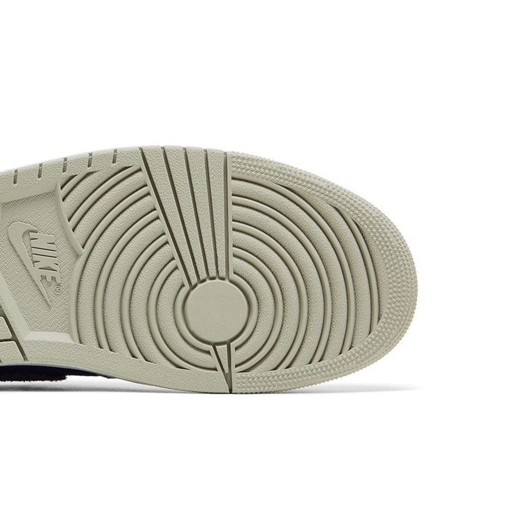 Zion Williamson x Air Jordan 1 Retro Low OG 'Voodoo Alternate' – pohled shora | Purekickz